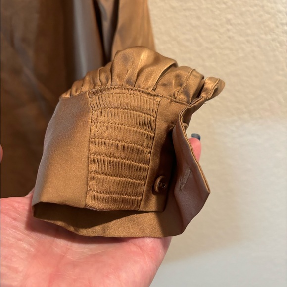 White House Black Market | Tuxedo Blouse | Bronze | Medium - Picture 8 of 8